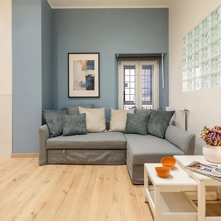 Trevi Fountain Boutique Apartment-3